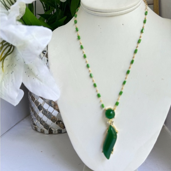 NECKLACES - Picture 9 of 15